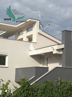 Exkluzívne na predaj luxusná vila 3x apartmán len 70 od mora - 4