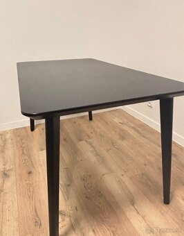 IKEA stôl “Lisabo” + Jysk jedálenské stoličky 5 ks - 4