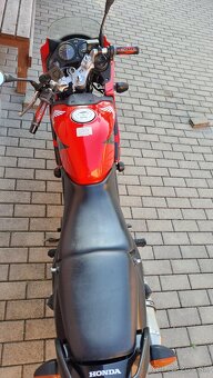 Honda cbr 125r - 4