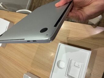 Apple Macbook Pro 2018 ssd 512 GB RAM 8 GB - 4