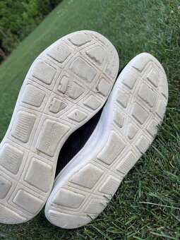 Tenisky Adidas 45 1/3 - 4