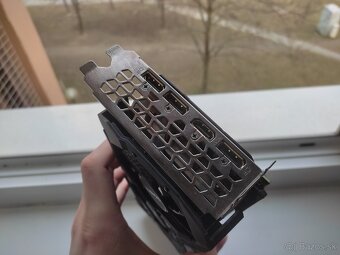 Nvidia RTX 2070 SUPER 8GB - 4