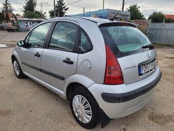 Citroën C3 1.1i
- 4