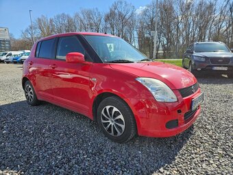 Suzuki Swift 1.3 GLX AC - 4