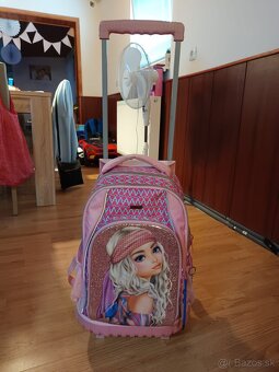 Školská taška na kolieskach - 4