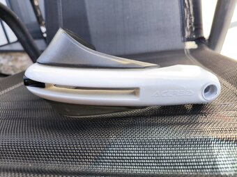 Predám biele chrániče rúk na moto Acerbis - 4