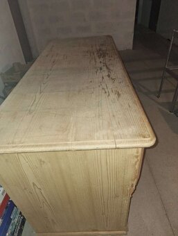 Starožitná komoda - 4