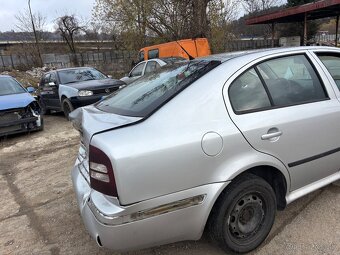 Škoda Octavia 1.9 tdi 74 kW Rozpredam na náhradné diely - 4