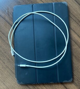 Apple iPad 7. generácia – 32 GB - 4