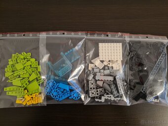 LEGO Creator 3v1 - 31089 Pretekárske auto - 4