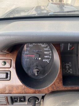 Mitsubishi pajero 2,5 85kw - 4