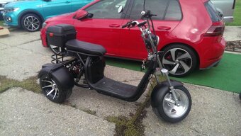 Elektrickú trojkolku .-Harley trojkolka - 4