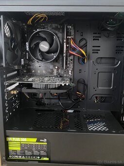 RX 550/ AMD RYZEN 5 1600/8 GB RAM/ - 4