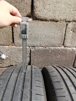 Continental 205/55 r16 - 4