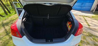 Kia Proceed - 4