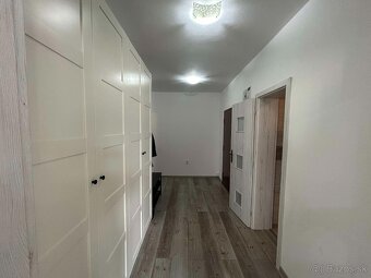 4 - IZBOVÝ BYT NA PREDAJ KOZÁROVCE - 4
