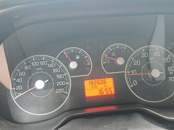 Fiat Punto 1,2 - 4