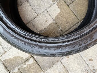 Pirelli P Zero Nero gt 225/40 zr 18 - 4