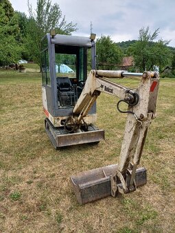 Minibager Bobcat 320 - 4