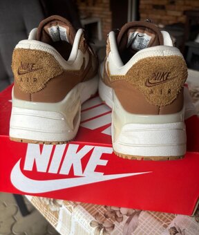 Tenisky Nike Air Max SE - 4
