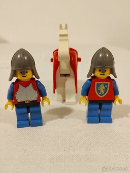 LEGO Castle 6039 Twin-Arm Launcher - 4