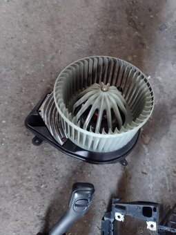 Škoda Superb náhradné diely - 4