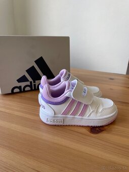 Fialovo-biele tenisky Adidas - 4