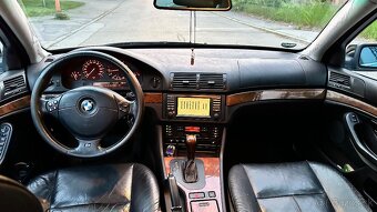 BMW - 4