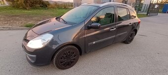 Renault Clio Grandtour 3 - 4