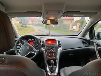 Opel Astra J 2010 - 4