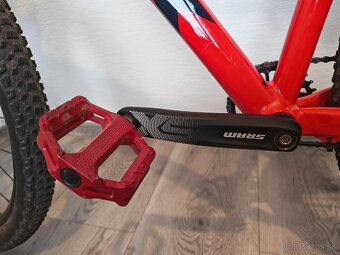 Trek Marlin 8 2022 - 4