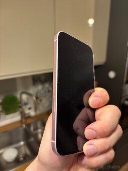 Apple iPhone 15, 128Gb - 4