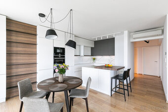 ZUCKERMANDEL-3 izb.byt 100m2 + loggia, parking, klimatizácia - 4