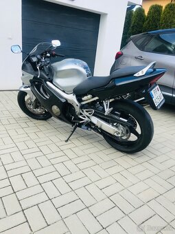 HONDA CBR 600 F - 4