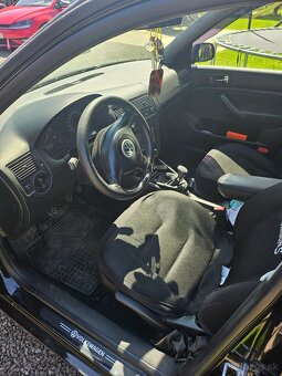 VW Golf 4 Variant - 4