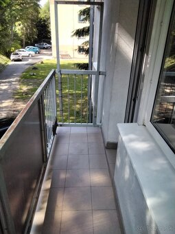 Prenájom priamo od vlastníka 2 izbový byt s balkónom, BB - 4