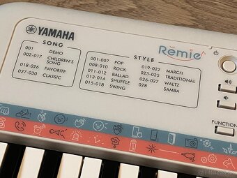 Yamaha keyboard / klávesy - 4