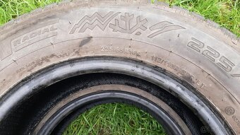 225/65r16C. 112/110R zimné - 4