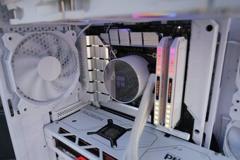 Herný PC, i9 14900K, RX 7800XT, 32GB RAM DDR5, 2TB SSD,24m - 4