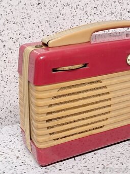 Starožitné elektronkové radio Tesla Minor / 3001 B - 4