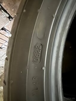Predám letné pneumatiky nokian 245/45 r18 - 4