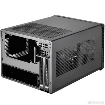 Predam SFX zdroj Fortron + skrinku Silverstone - 4