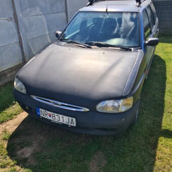 Predam Ford escort - 4