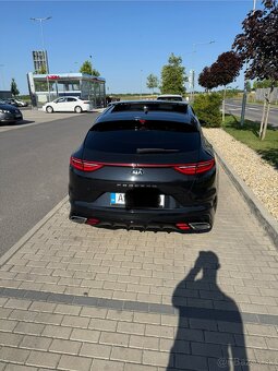 KIA ProCeed 1.6-GT 150 KW - 4