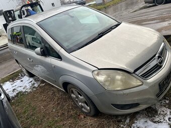 Predám rozpredám Opel Zafira B 2.2 Z22YH 1.9 CDTI 88kw - 4