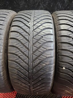 225/45 R17 Goodyear celoročné pneumatiky - 4