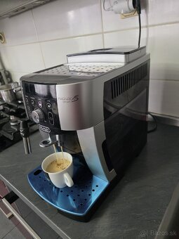 Kavovar Delonghi - 4