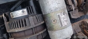 BMW 530, diesel, e-39:-náhradné diely - 4