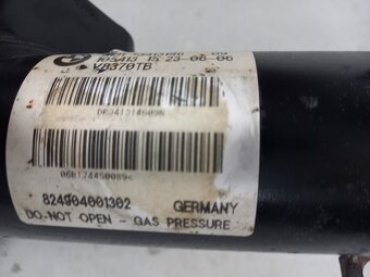 Predný tlmič so strunou na BMW X3 E83 - 4