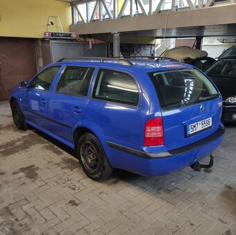 Škoda Octavia combi LPG Tour Modrá - 4